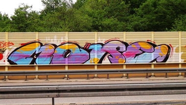 Graffiti Bombing - Photo by 00test - Mr.More, vs, Schaller