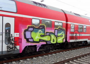 Graffiti Train in Dresden - Photo by 0351Dresden - FDJ