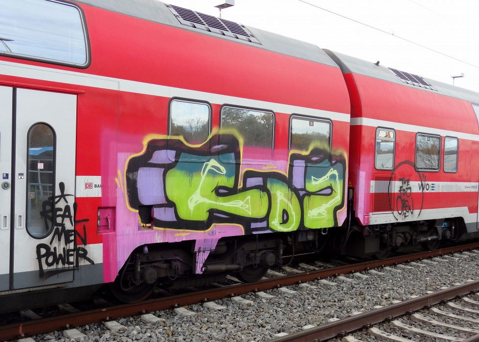 Graffiti Train in Dresden - Photo by 0351Dresden - FDJ