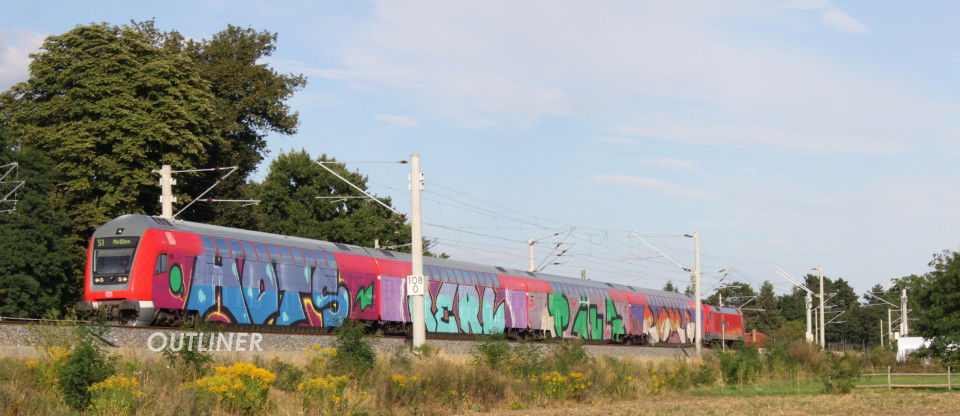 Graffiti Train - Photo by 0351Dresden