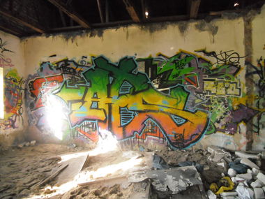 Graffiti Wall - Photo by 036 (2011)