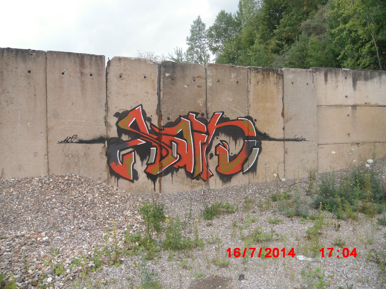 Graffiti Wall - Photo by 036