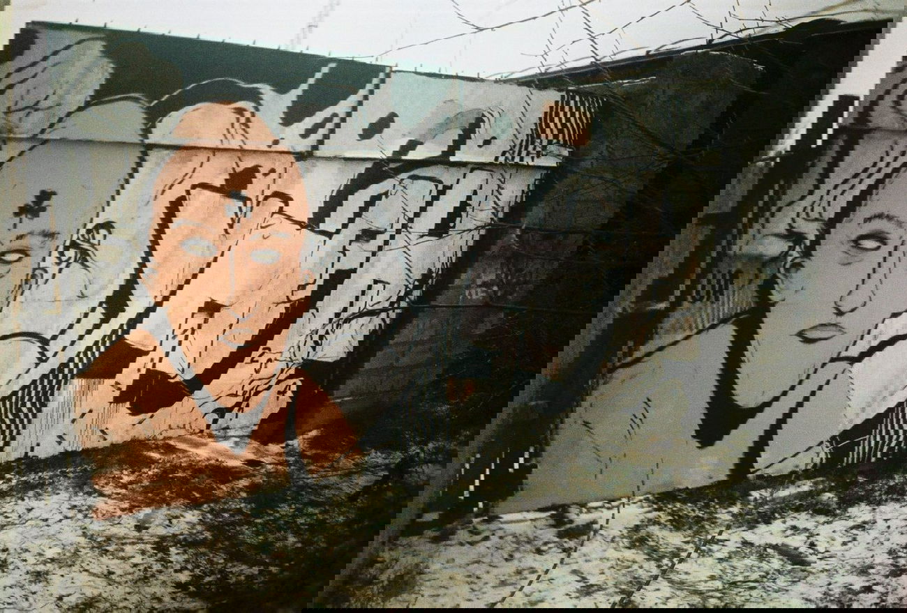 Graffiti Wall - Photo by 0p3Nua - Open (2015)