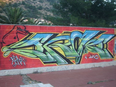 Graffiti Wall in Vela luka - Photo by 10ka - ener (2004)