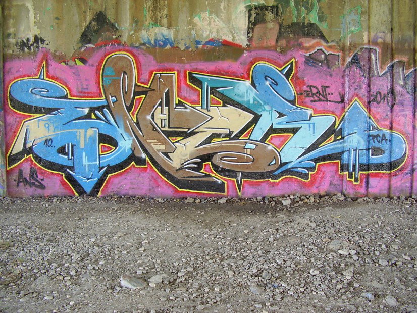 Graffiti Wall in Zg - Photo by 10ka - ener (2010)