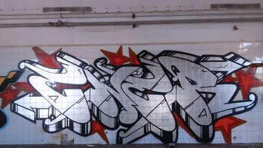 Graffiti Wall - Photo by 10ka - ener