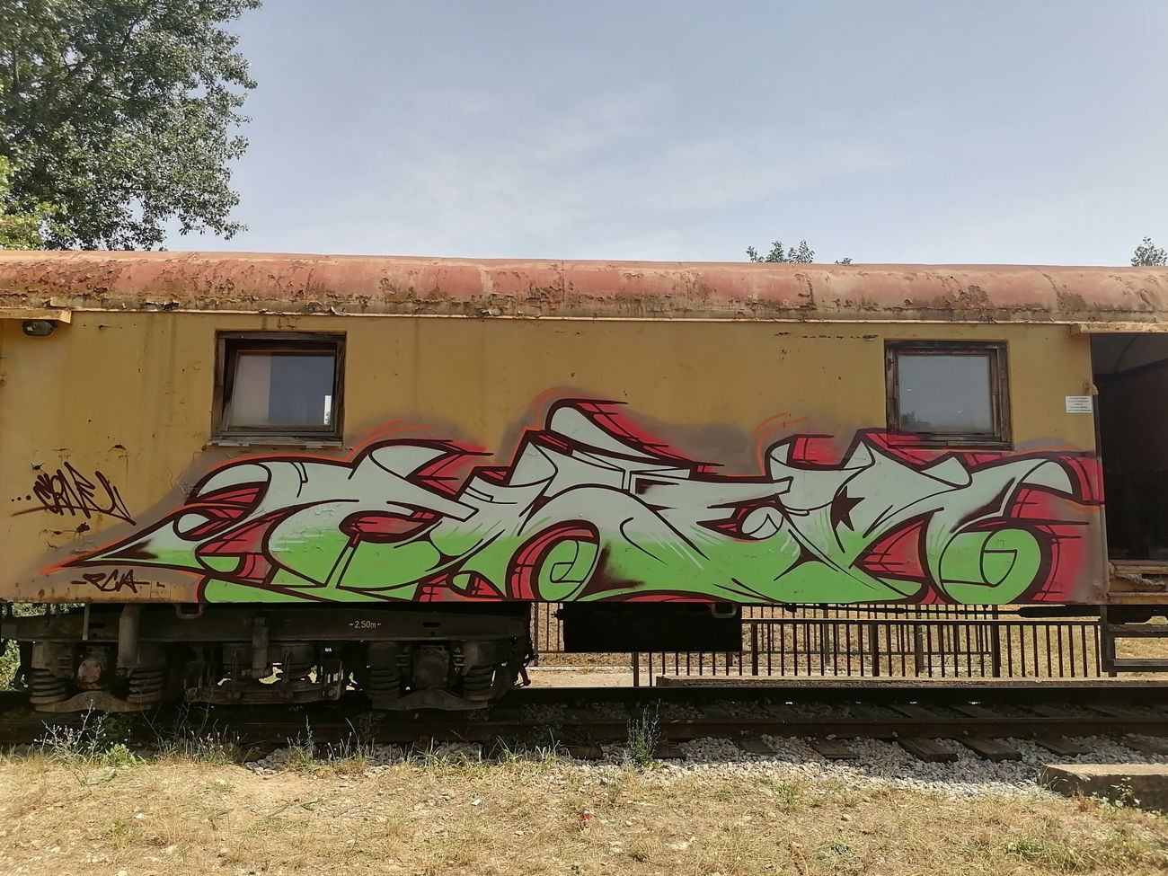 Graffiti Wall - Photo by 10ka (2022)