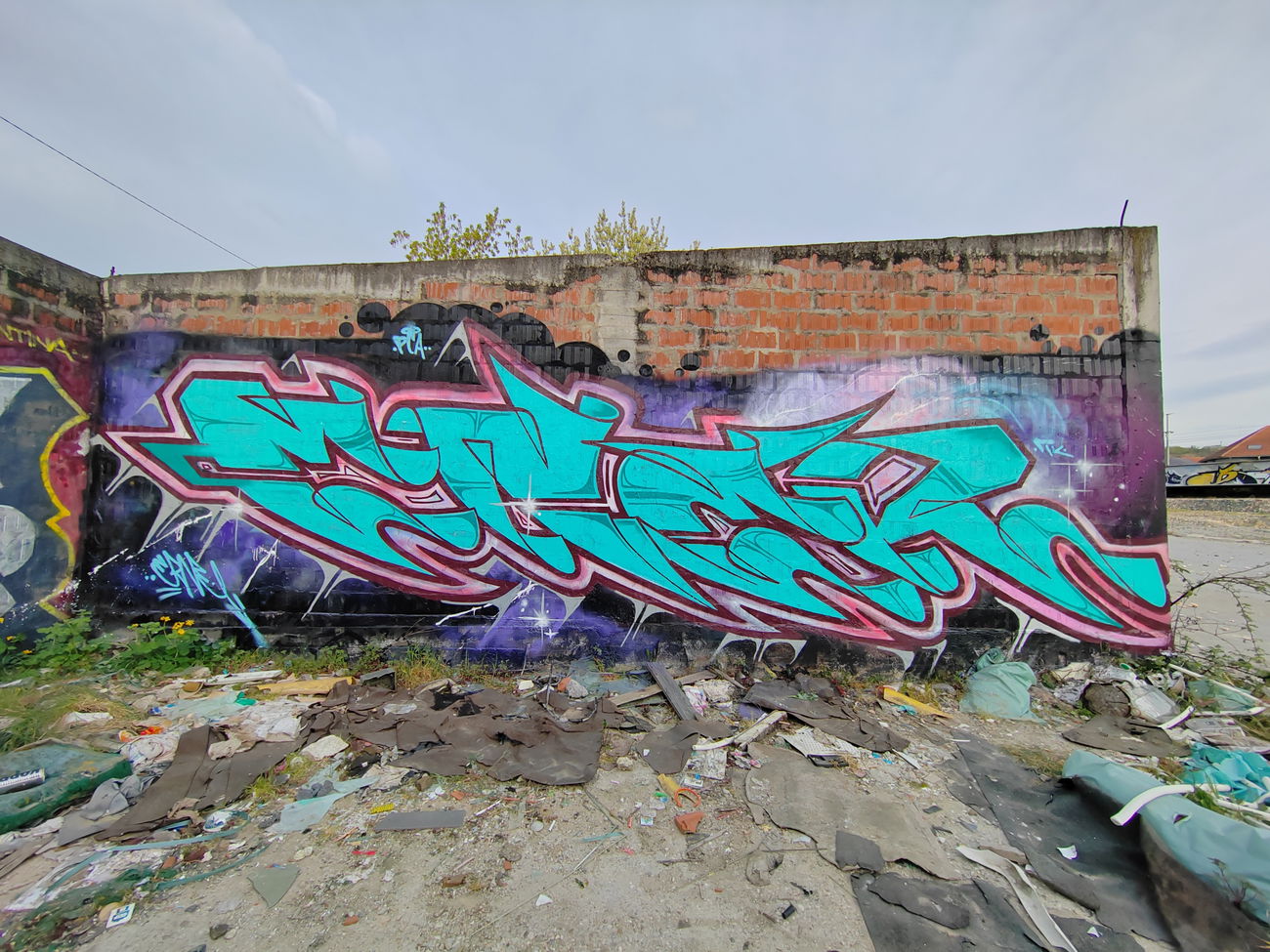 Graffiti Wall - Photo by 10ka (2025)
