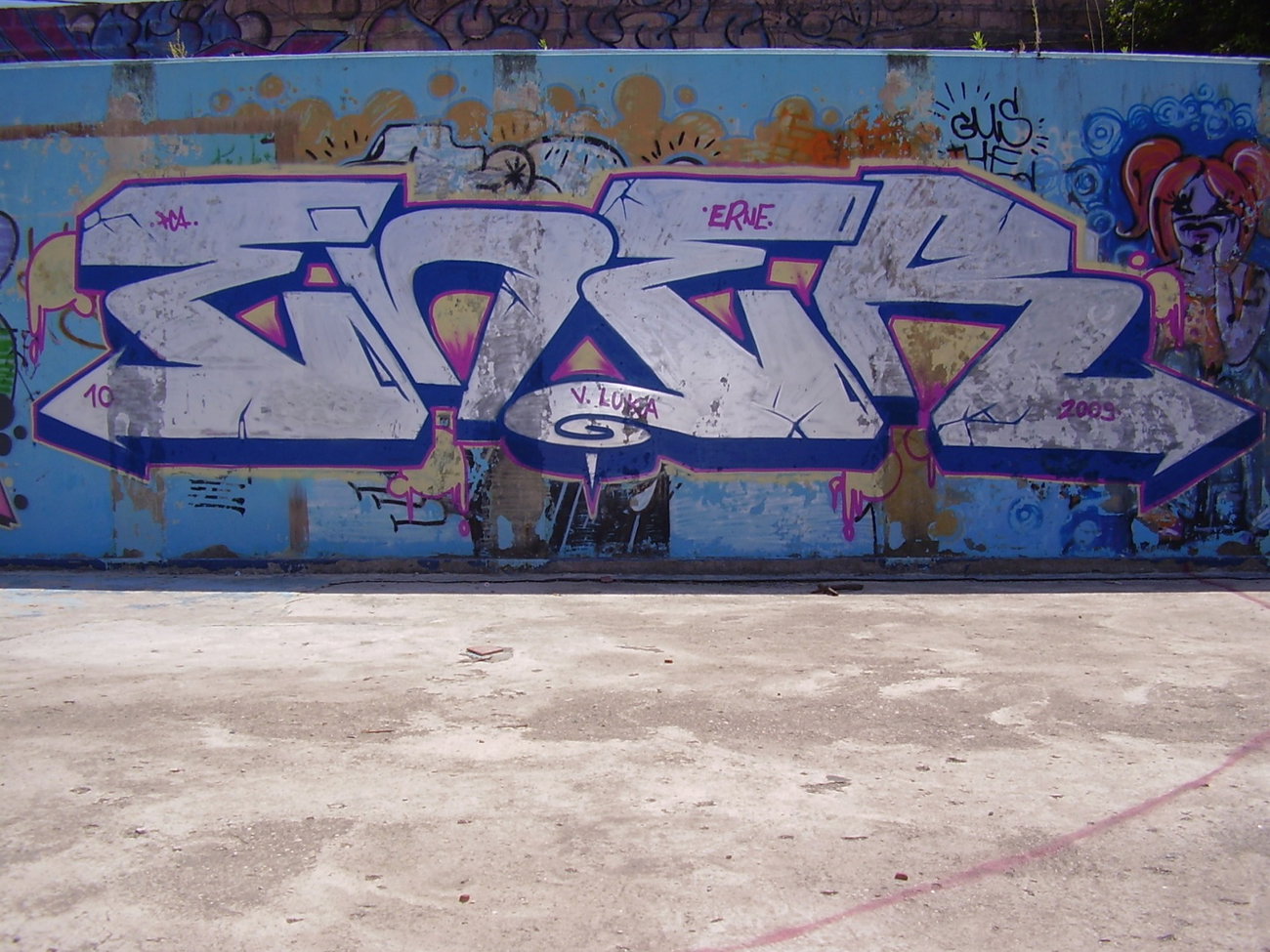 Graffiti Wall in Hrvatska - Photo by 10ka - vela, luka (2009)