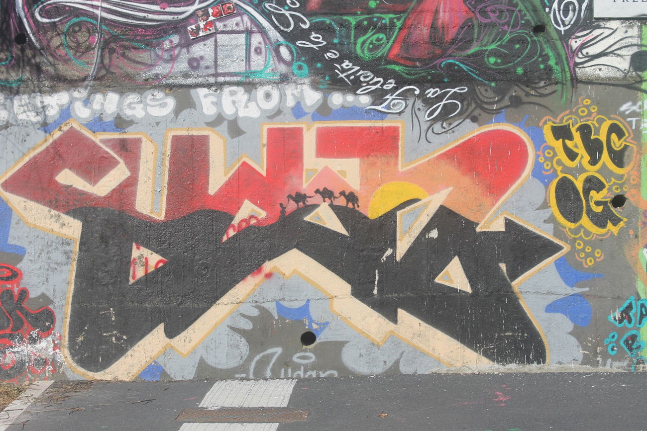 Graffiti Wall in Milano - Photo by 12345