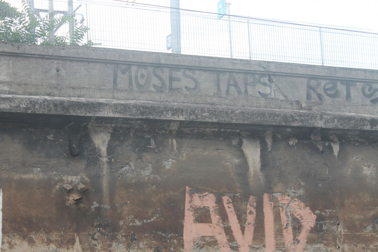 Graffiti Artwork in Milano - Photo by 12345