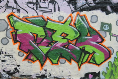 Graffiti Wall - Photo by 12345 - flek (2014)
