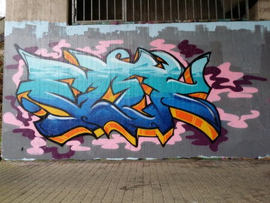 Graffiti Wall - Photo by 12345 - flek