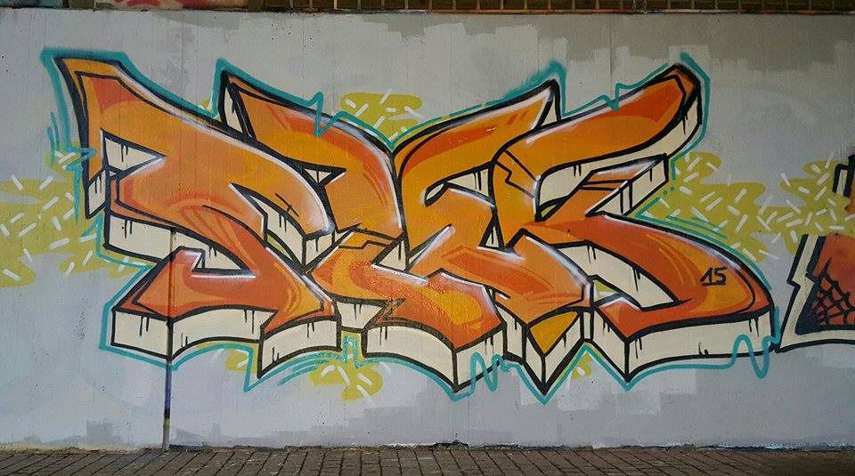 Graffiti Wall - Photo by 12345