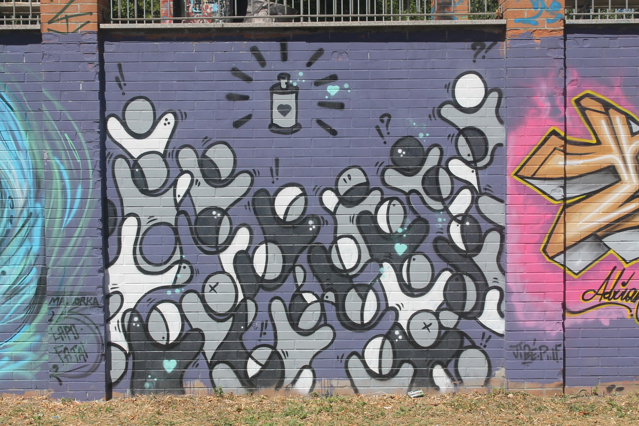 Graffiti Wall in Milano - Photo by 12345