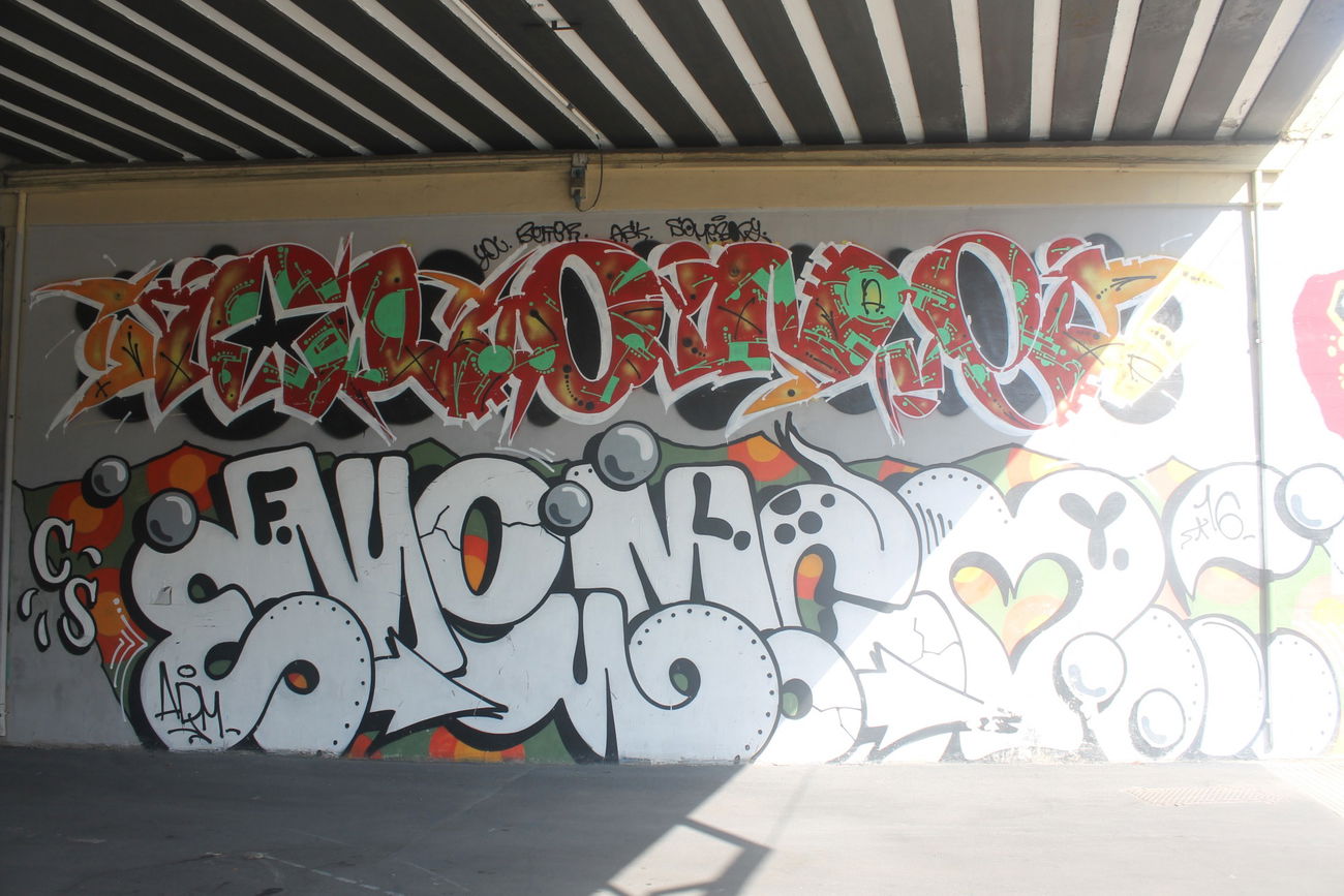 Graffiti Wall in Milano - Photo by 12345