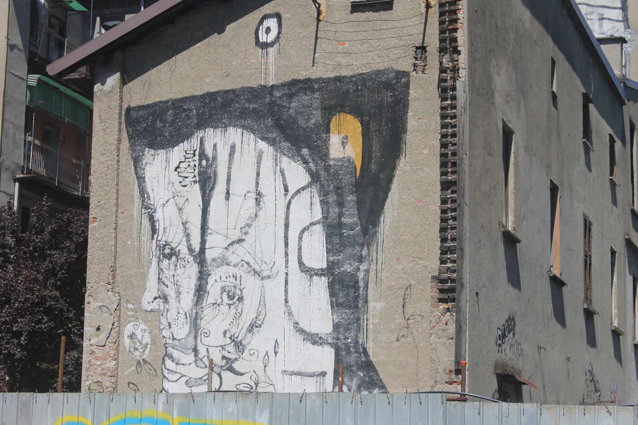 Graffiti Street Art in Milano - Photo by 12345