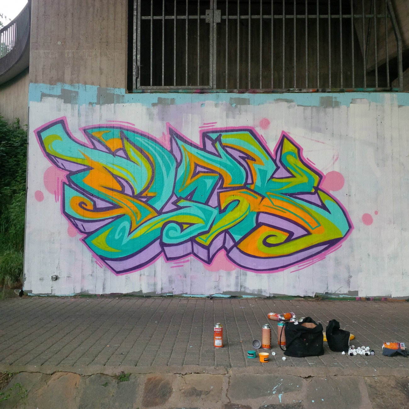 Graffiti Wall - Photo by 12345