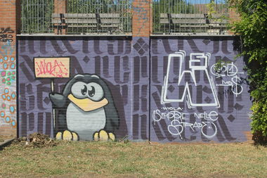 Graffiti Wall in Milano - Photo by 12345