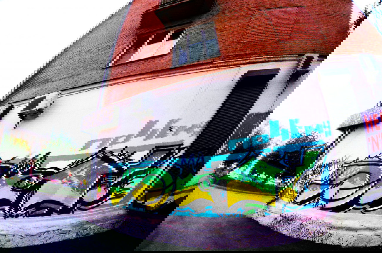 Graffiti Bombing - Photo by 134340 - Russia., Krsk., Plut (2013)