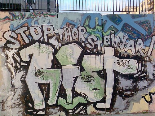 Graffiti Wall - Photo by 161gang - riot, antifa, stop