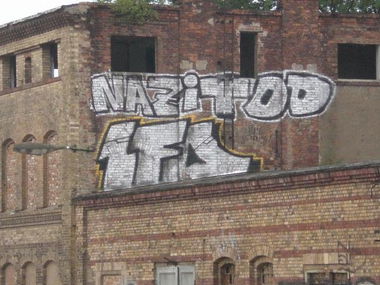 Graffiti Bombing - Photo by 161gang - nazitod, sfo, antifa