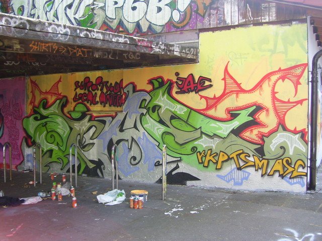 Graffiti Wall - Photo by 161gang - antifa, kkp, tsm