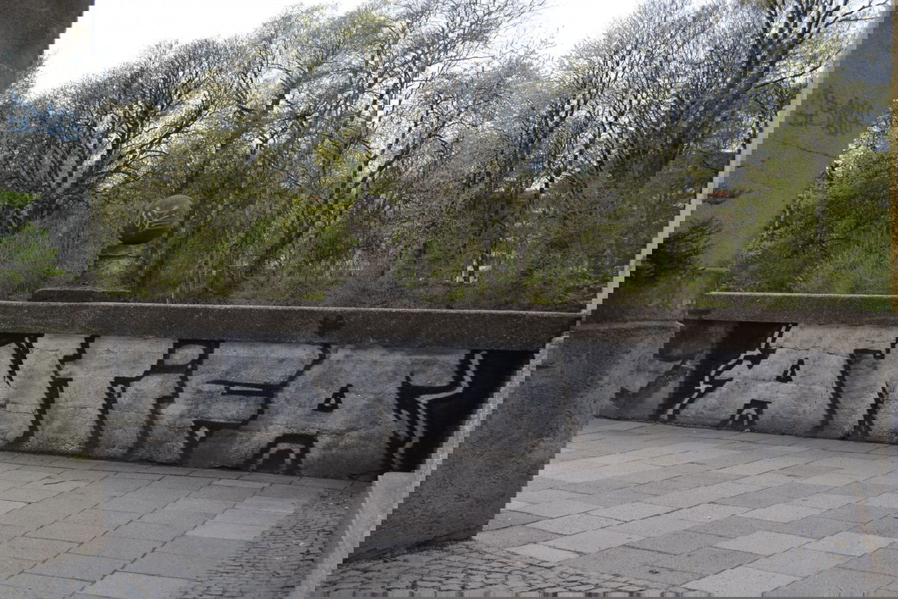 Graffiti Bombing - Photo by 161gang - antifa, munich