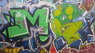 Graffiti Wall - Photo by 197nerzWbnffm - mr, labil, leid (2016)