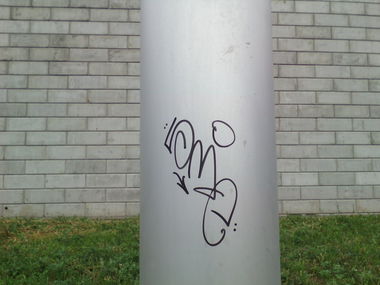 Graffiti Wall - Photo by 19xllls - tag, tags, tagging (2015)