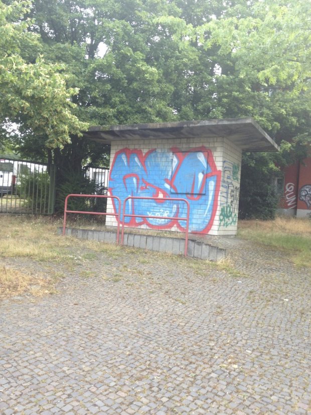 Graffiti Bombing - Photo by 1one9 - WSC