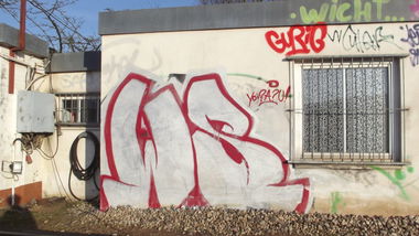 Graffiti Bombing - Photo by 1one9 - WS, Air, Oris