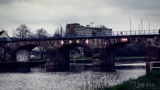 Graffiti Bombing - Photo by 1one9 - WSC