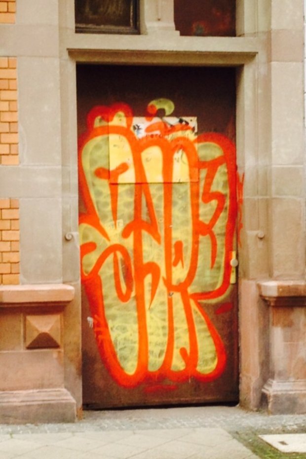 Graffiti Bombing - Photo by 1one9 - Ödip, WSC