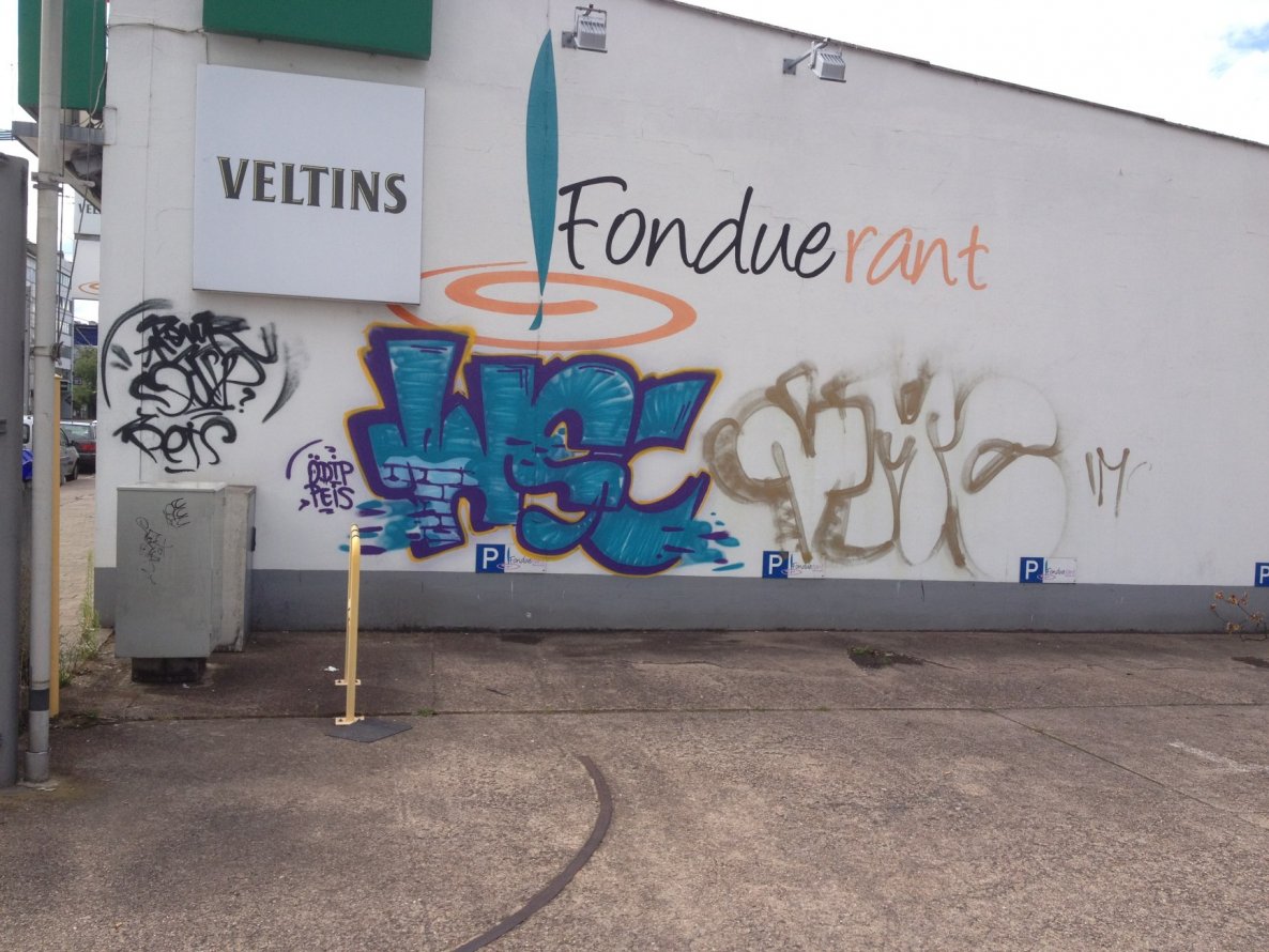 Graffiti Bombing - Photo by 1one9 - WSC, Ödip, Peis