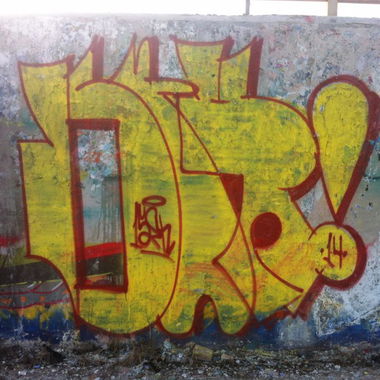 Graffiti Bombing - Photo by 1sek - 1sek (2014)