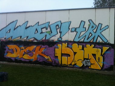 Graffiti Wall in Moscow - Photo by 1sek - 1sek, disk (2014)