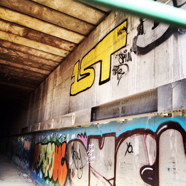 Graffiti Bombing - Photo by 1stcrewhope - graffiti, bombing, istanbul