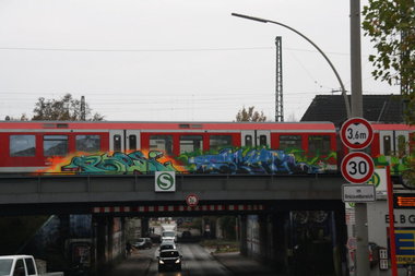 Graffiti Train - Photo by 216 - Poesi, Poesy, Poezy