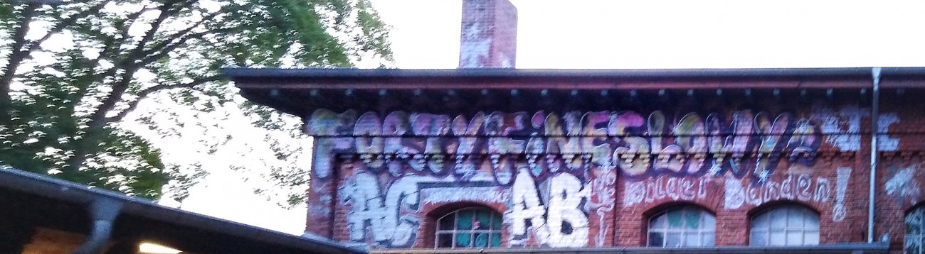 Graffiti Wall - Photo by 26725 - forty, fine, slowy