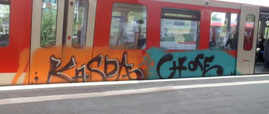 Graffiti Train in hamburg - Photo by 2FLER - kaspa, kasba, chose (2013)