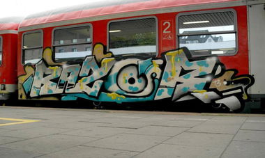 Graffiti Train in Kiel - Photo by 2FLER - razor, wes, cos (2013)