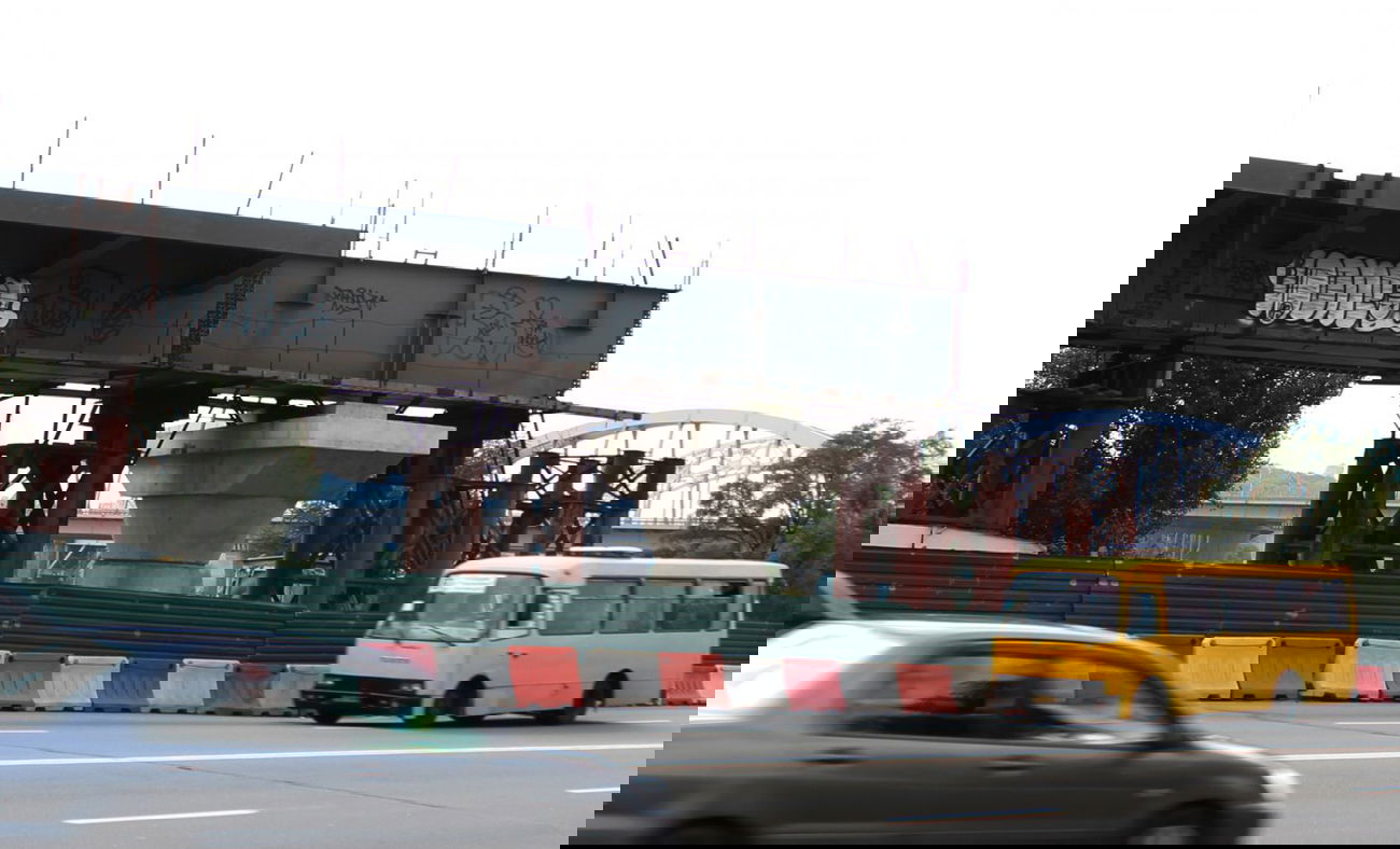 Graffiti Bombing in Kyyiv - Photo by 2StayTrue - Stay, True, Strue (2013)