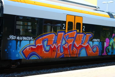 Graffiti Train - Photo by 505er - Clik