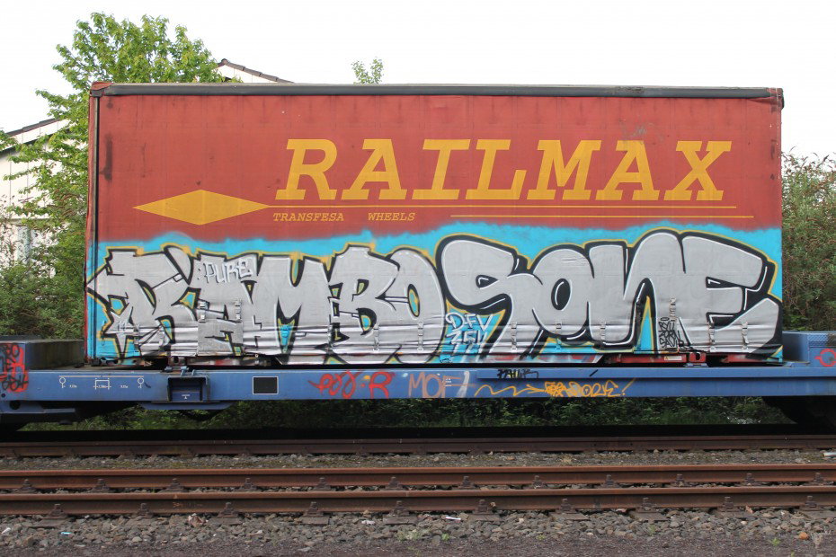 Graffiti Train - Photo by 505er - Rambo, Sone, DFV