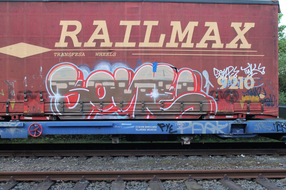 Graffiti Train - Photo by 505er - Sone