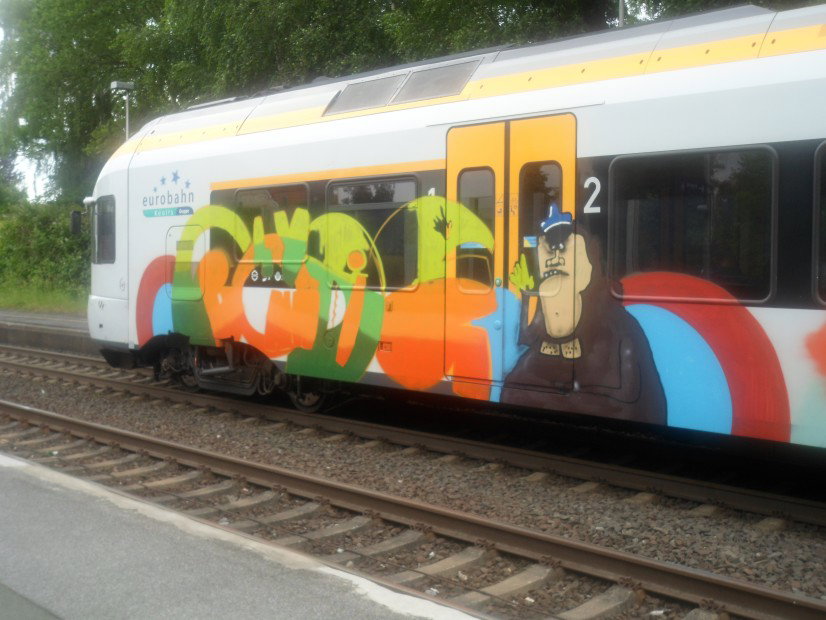 Graffiti Train - Photo by 505er - Bonni, &, Clyde