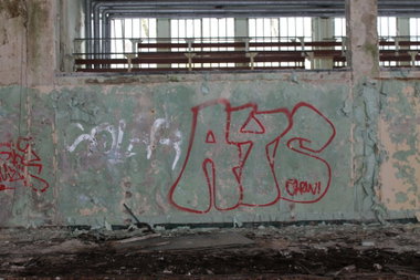 Graffiti Bombing - Photo by 505er - Ayc, crew, Solar