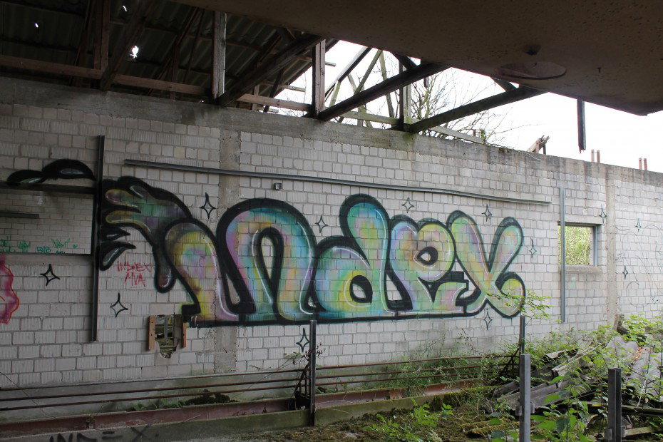 Graffiti Wall - Photo by 505er - Index
