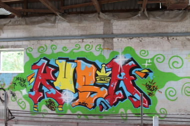 Graffiti Wall - Photo by 505er - Kush
